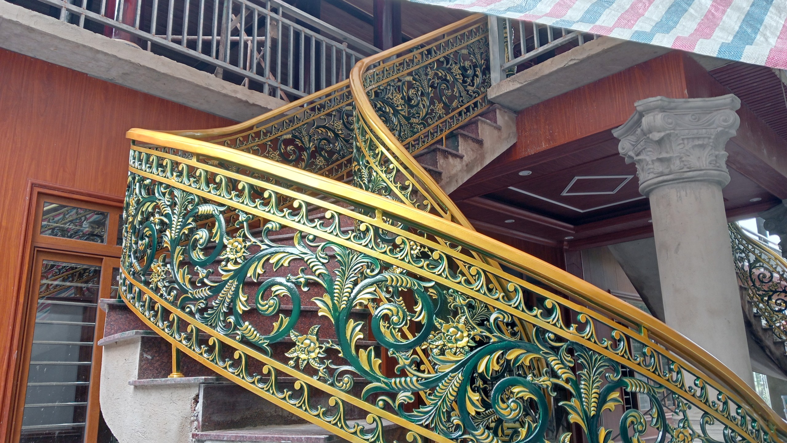 A NGỤY